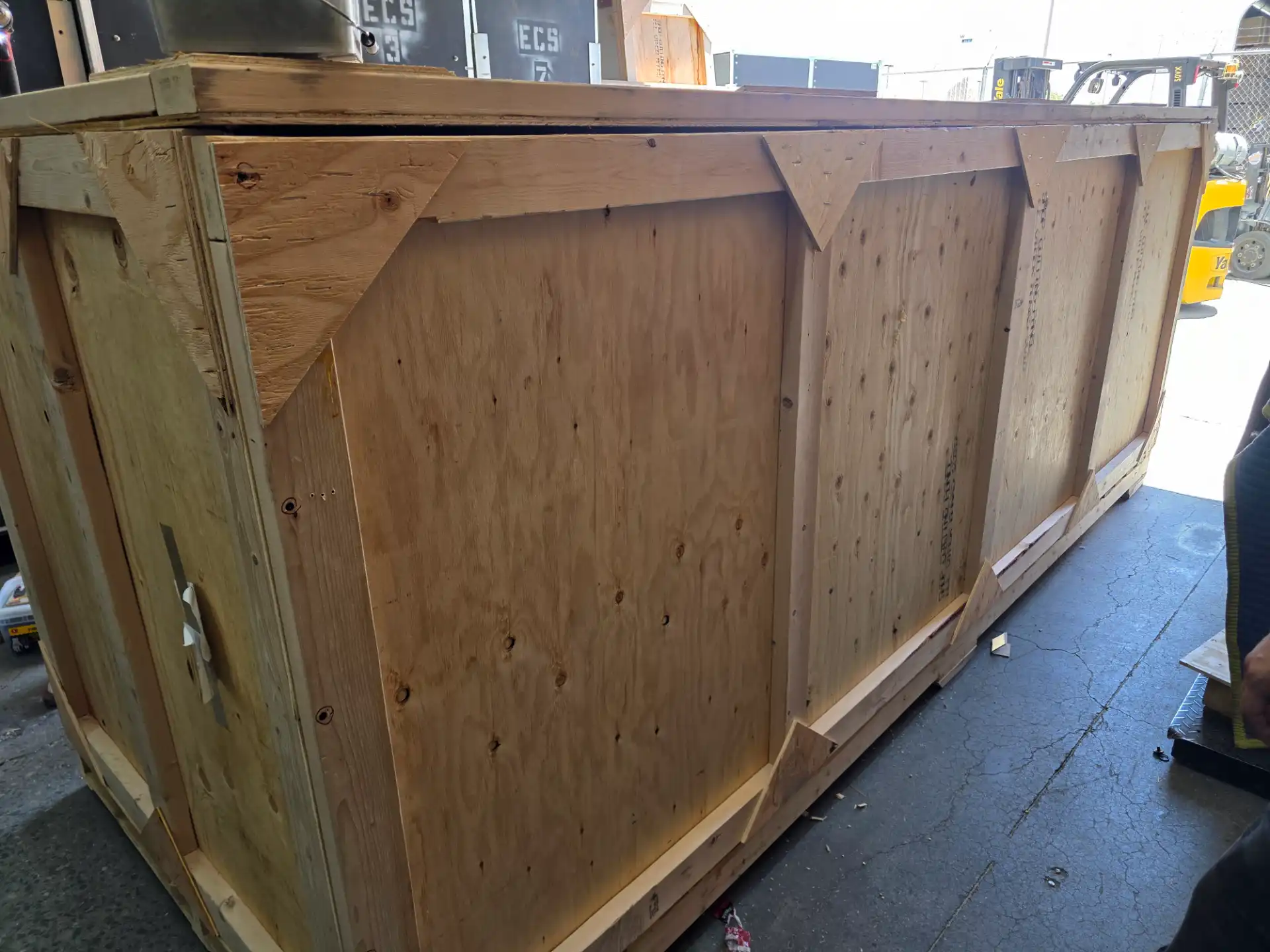 Racing simulator crated on a custom-built wooden pallet